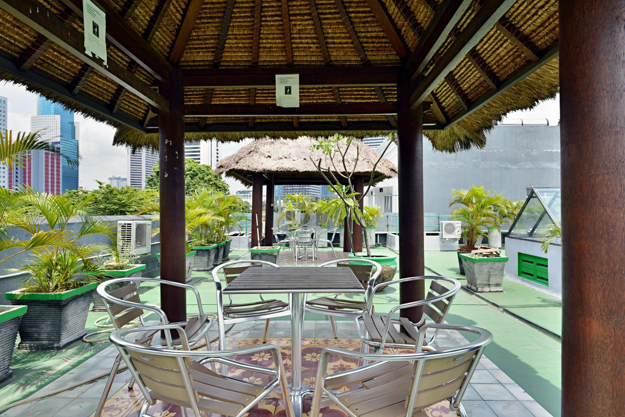 Zen Rooms Setiabudi Barat Джакарта Экстерьер фото